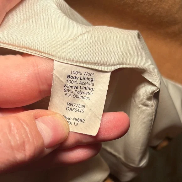 J. Crew Schoolboy 100% Wool Women’s Blazer Size 0 Tan Camel Academia Neutral - Picture 7 of 7